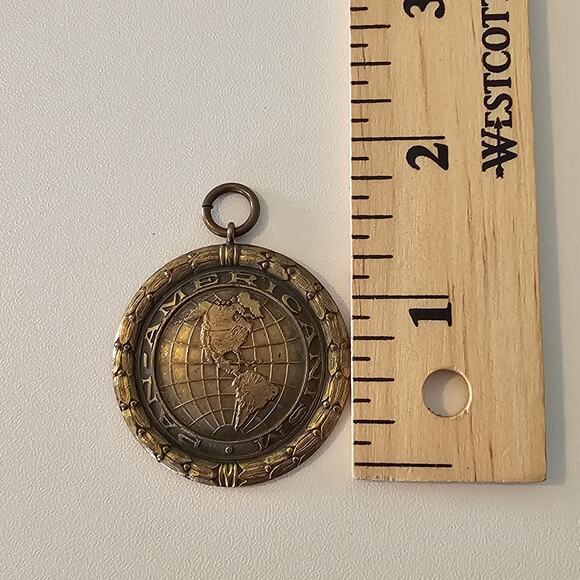 Vintage Bronze Pan American Globe Pendant Medal - Picture 5 of 5
